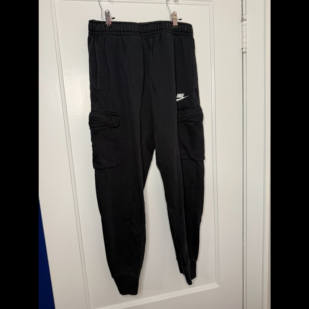Nike Men's Black Cargo Joggers